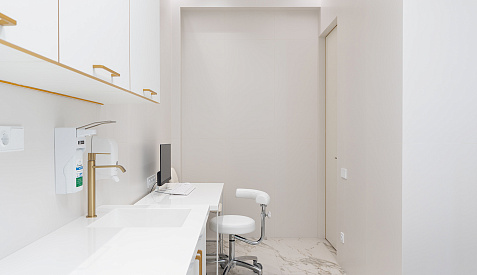 Клиника Лазерный Доктор на Коломяжском проспекте, д.11